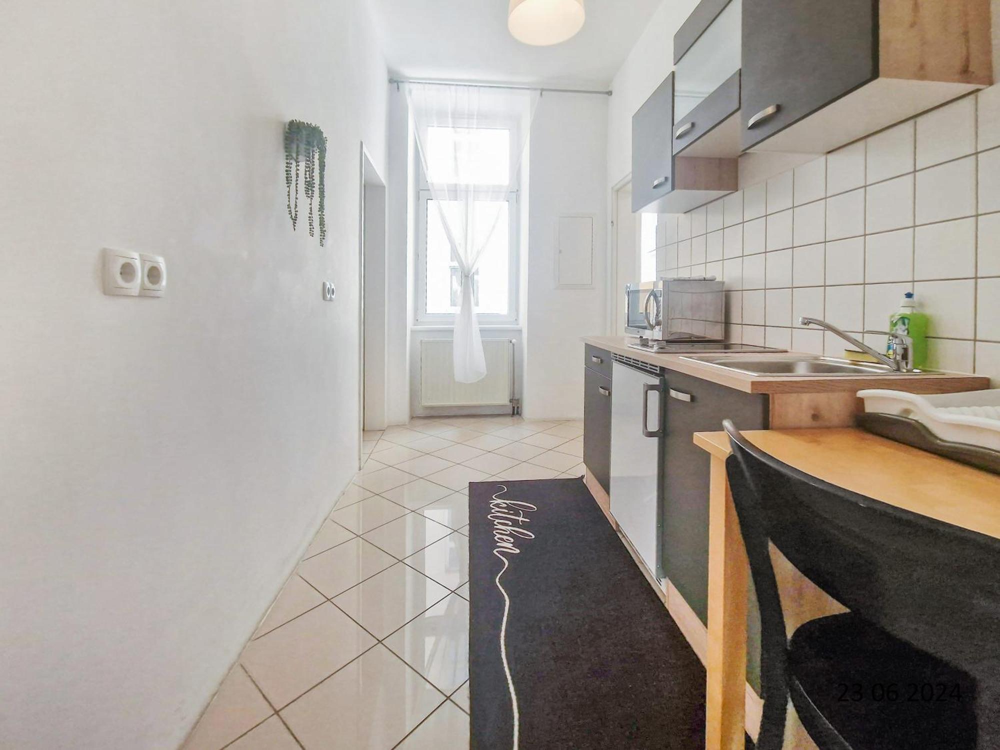 Three-bedroom Delight, King-size Beds Apartment *