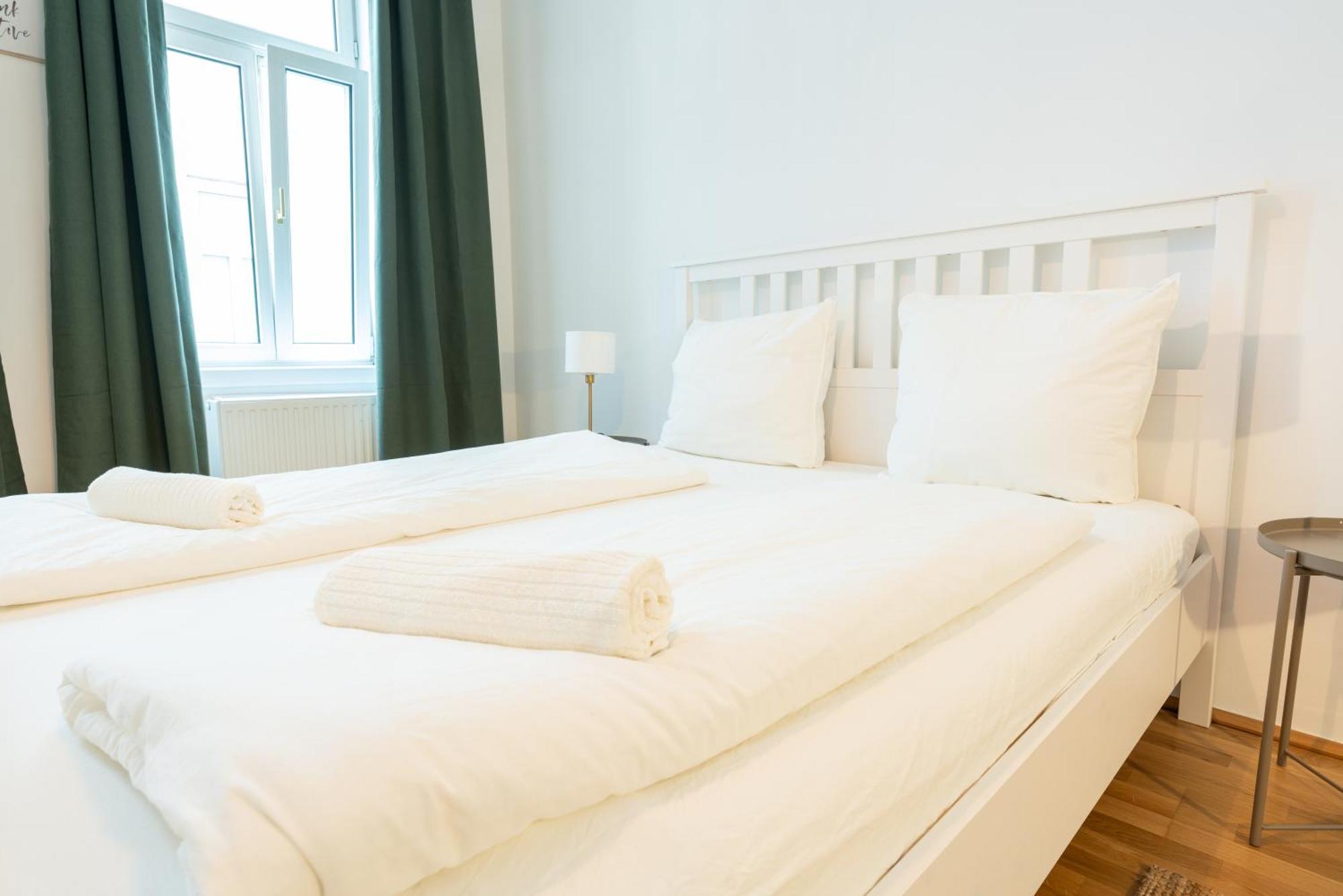 1020 Apartment *