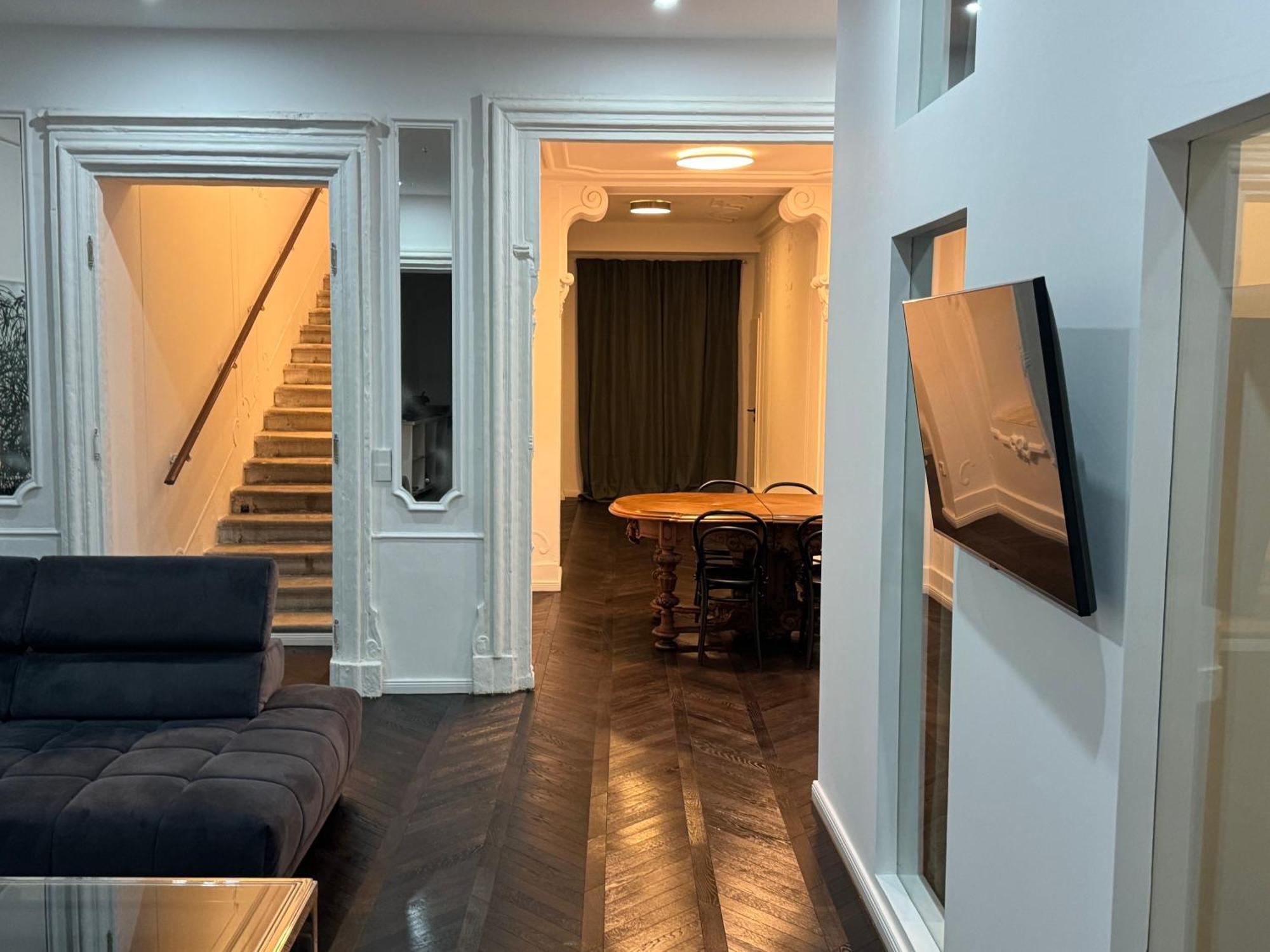 Luxurious In The Centre Of