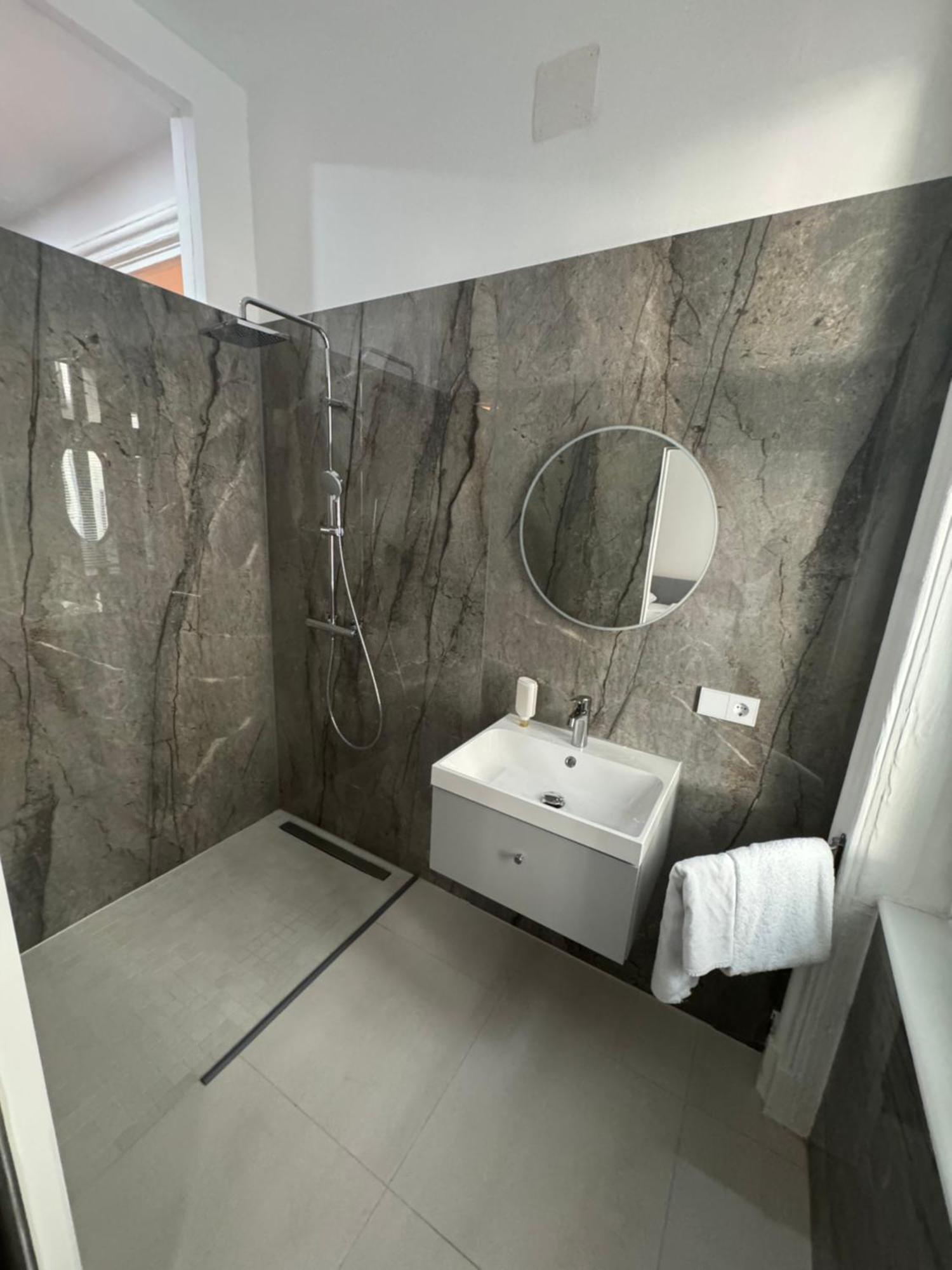 Luxurious In The Centre Of Appartamento *