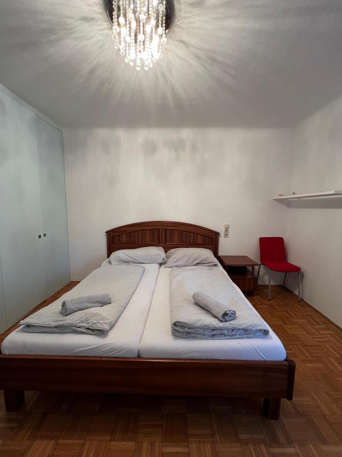 Villa Central-vintage With Free Parking And 5min Walk To Metro Vienna