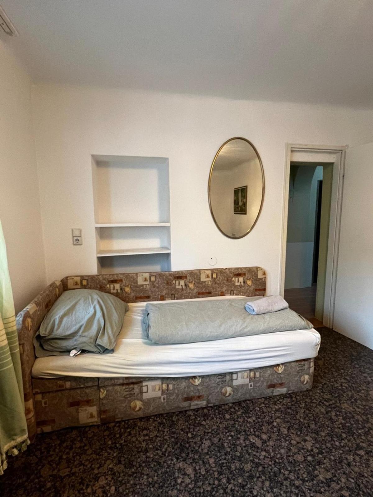 Central-vintage With Free Parking And 5min Walk To Metro * Vienna