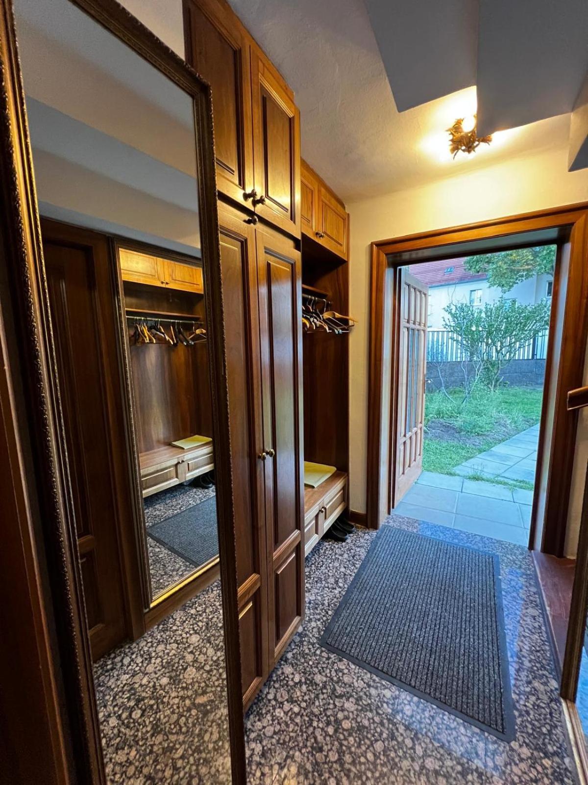 Central-vintage With Free Parking And 5min Walk To Metro Vienna