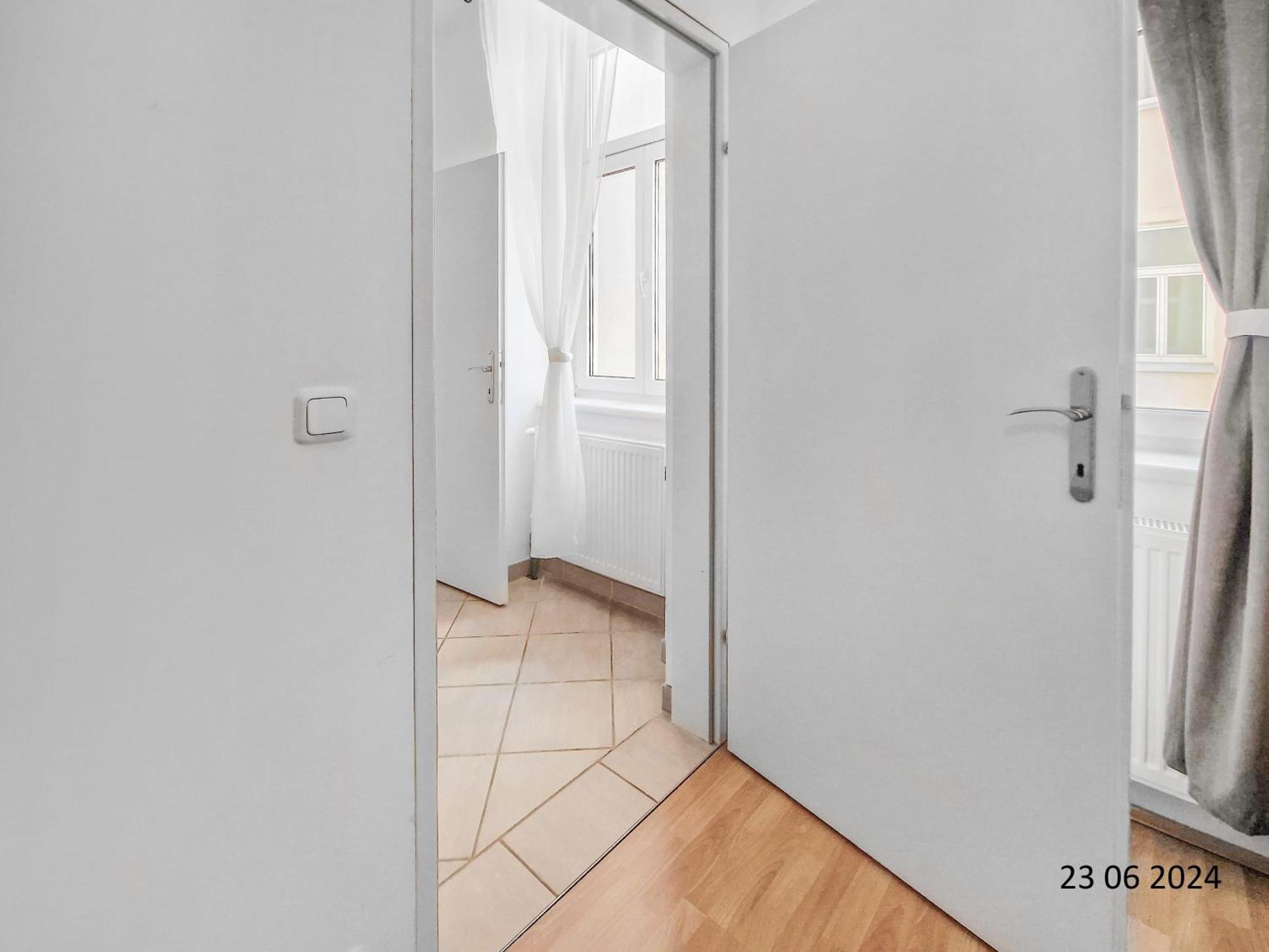 Elegant Three-bedroom Wien