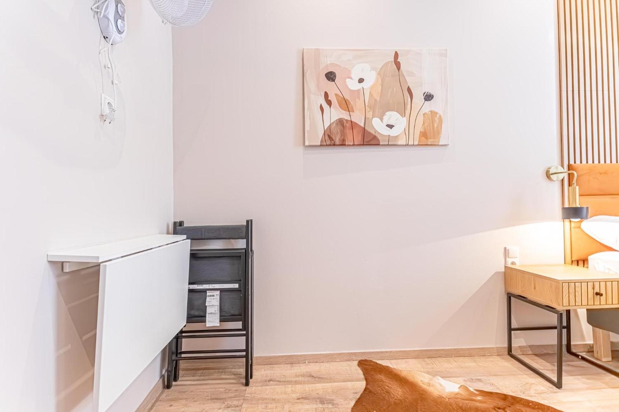 Apartment Wiener Stadthalle Boutique - Ideal For Couples Vienna