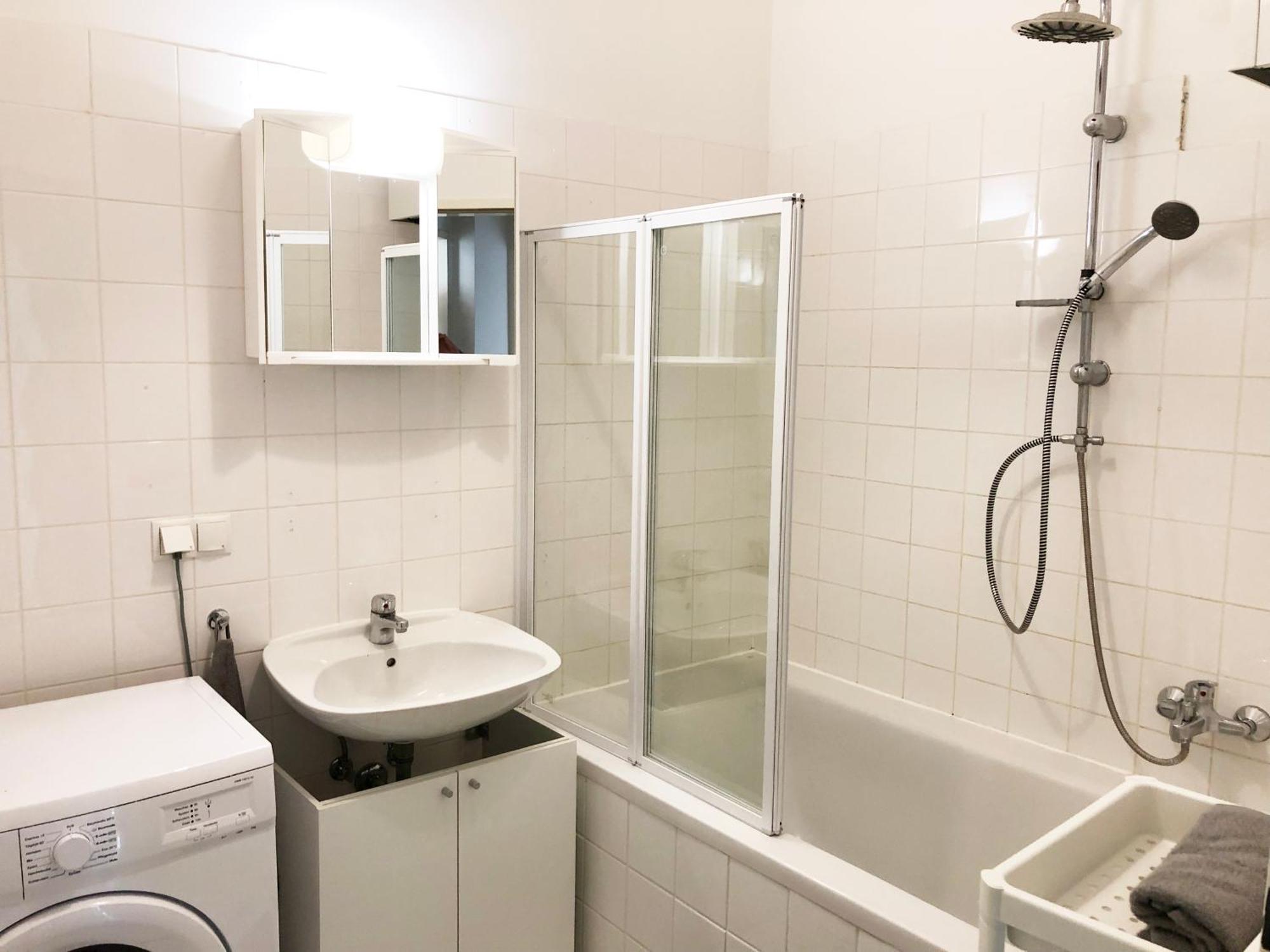 Apartment 4-bedroom In Central Location In Hipp 3rd District Vienna