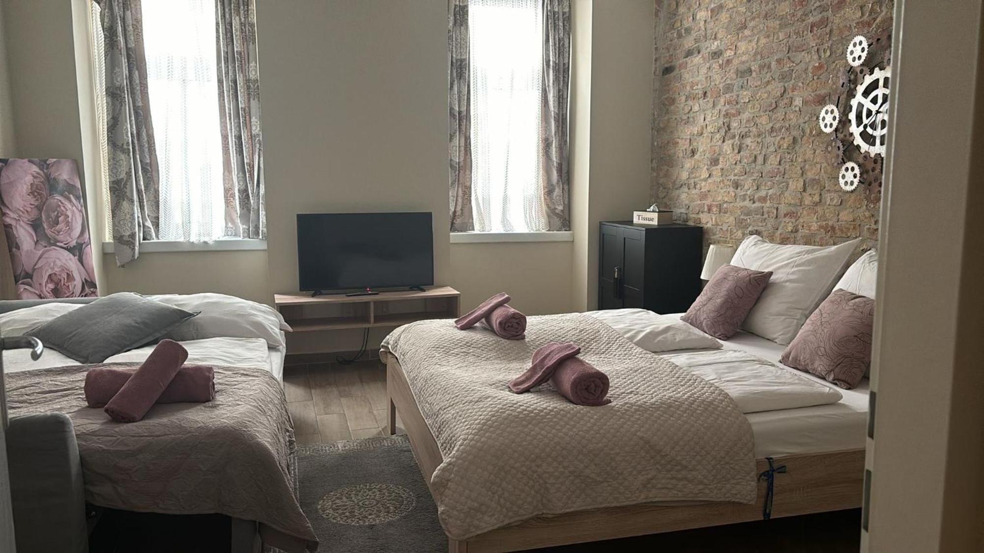 Comfortable Romantic 1 Bedroom Near Augarten