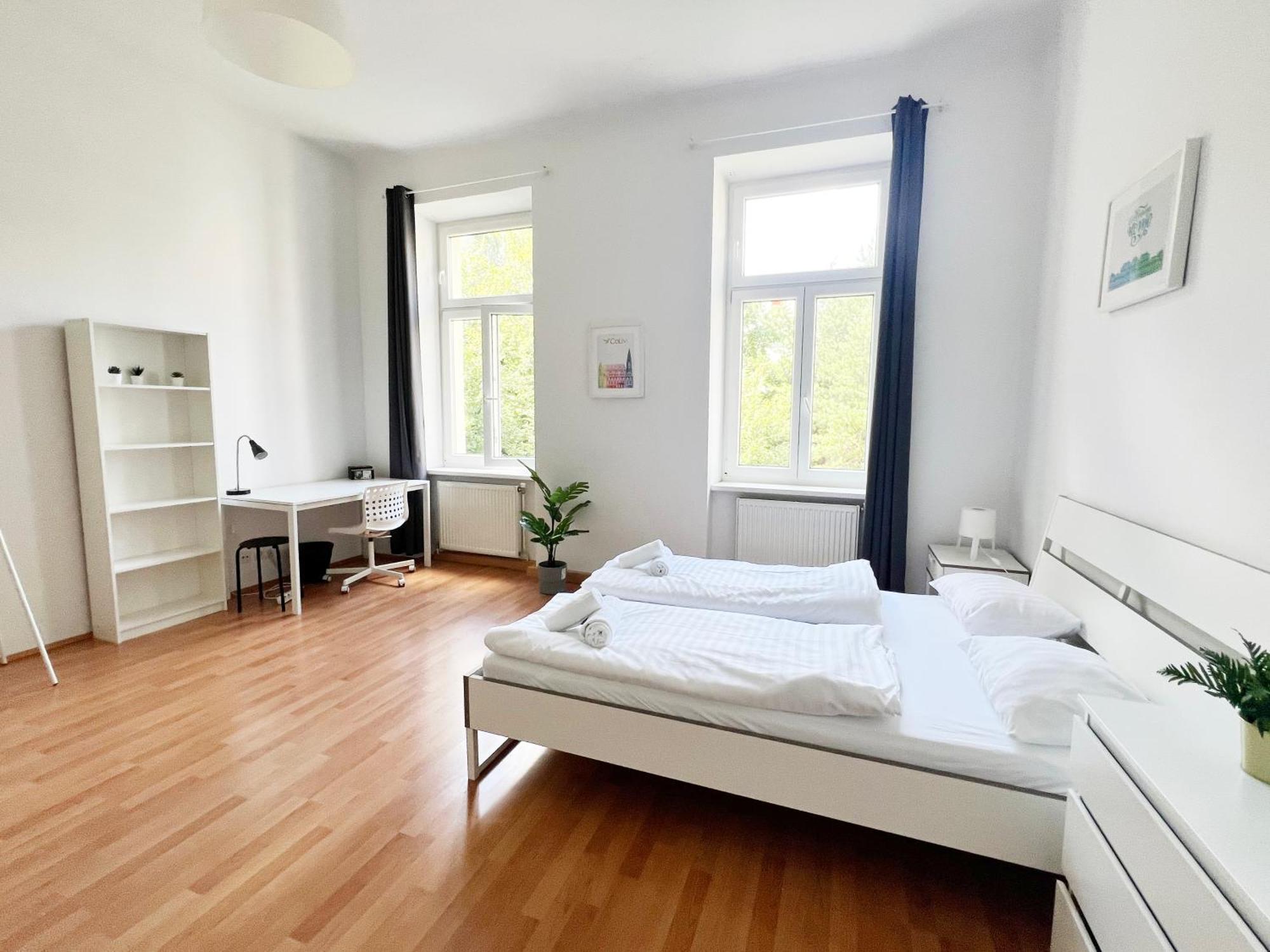 Apartment 4-bedroom In Central Location In Hipp 3rd District