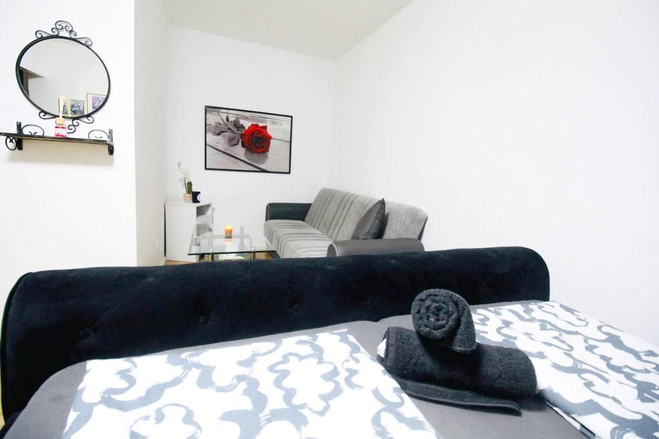 Apartment Modern In Millennium Area