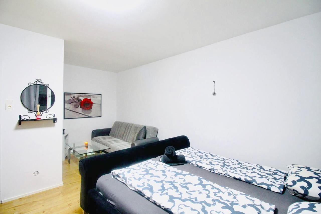 Modern In Millennium Area *