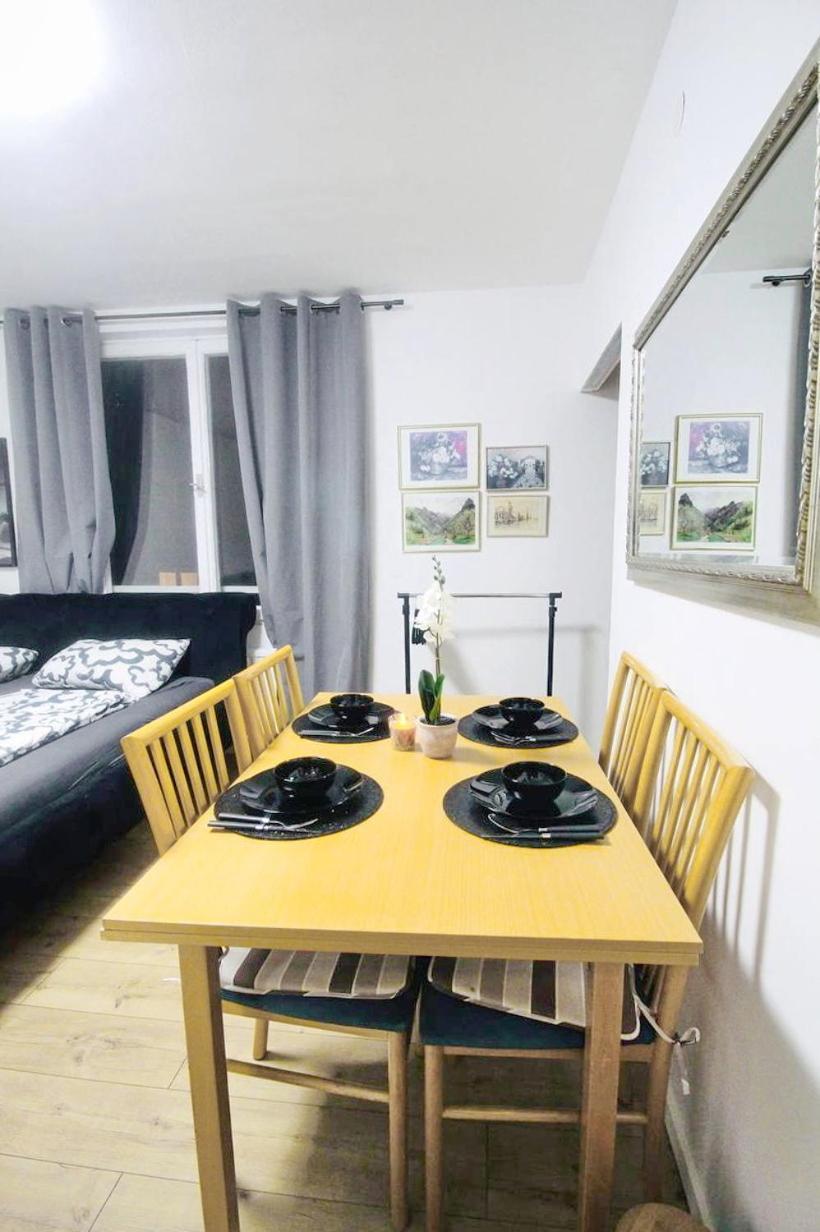 Apartment Modern In Millennium Area *