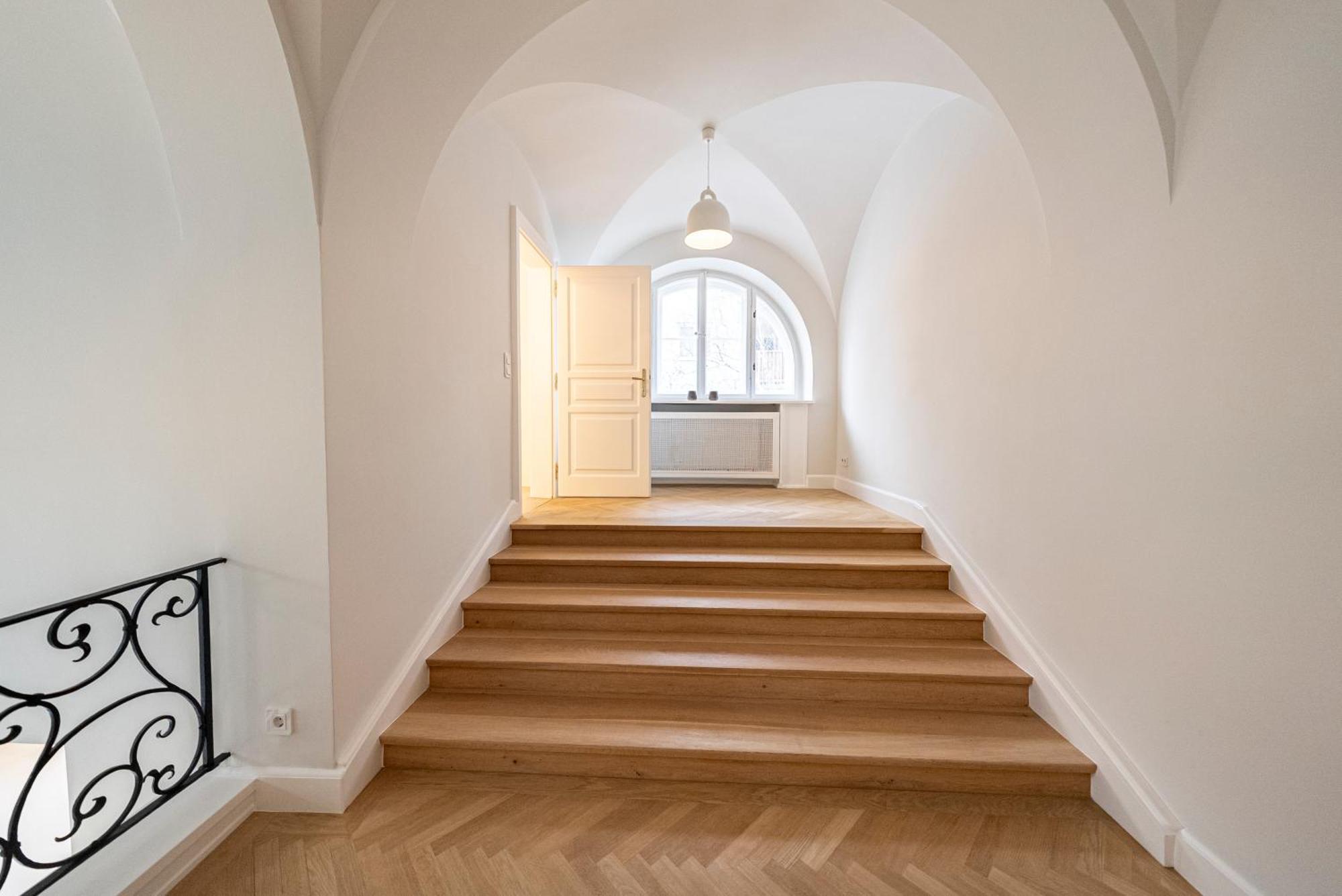 Elegante Jugendstilvilla - 5min Gehweg Zur U-bahn Apartment