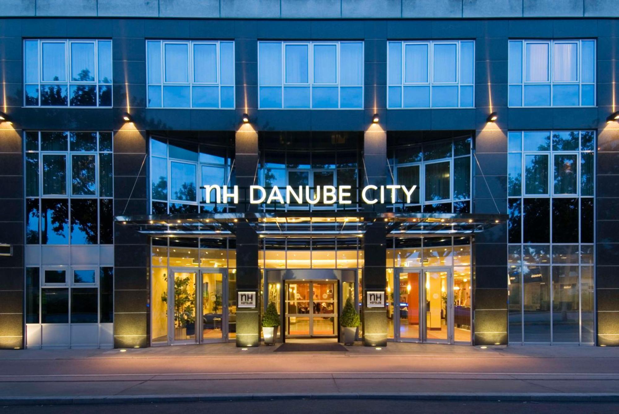 Nh Danube Hotel 4*