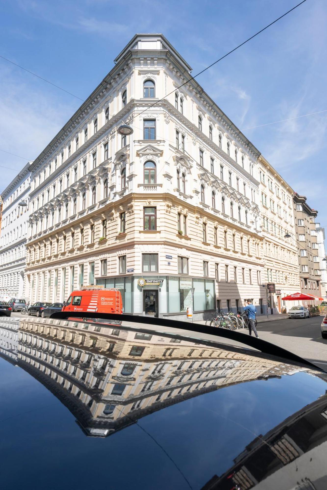 Luxury Liechtenstein Apartment *