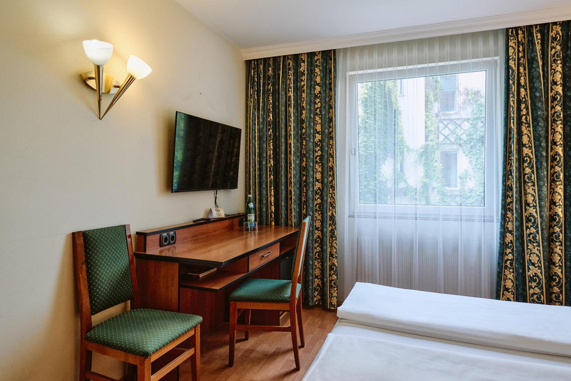 Deutschmeister Hotel Vienna