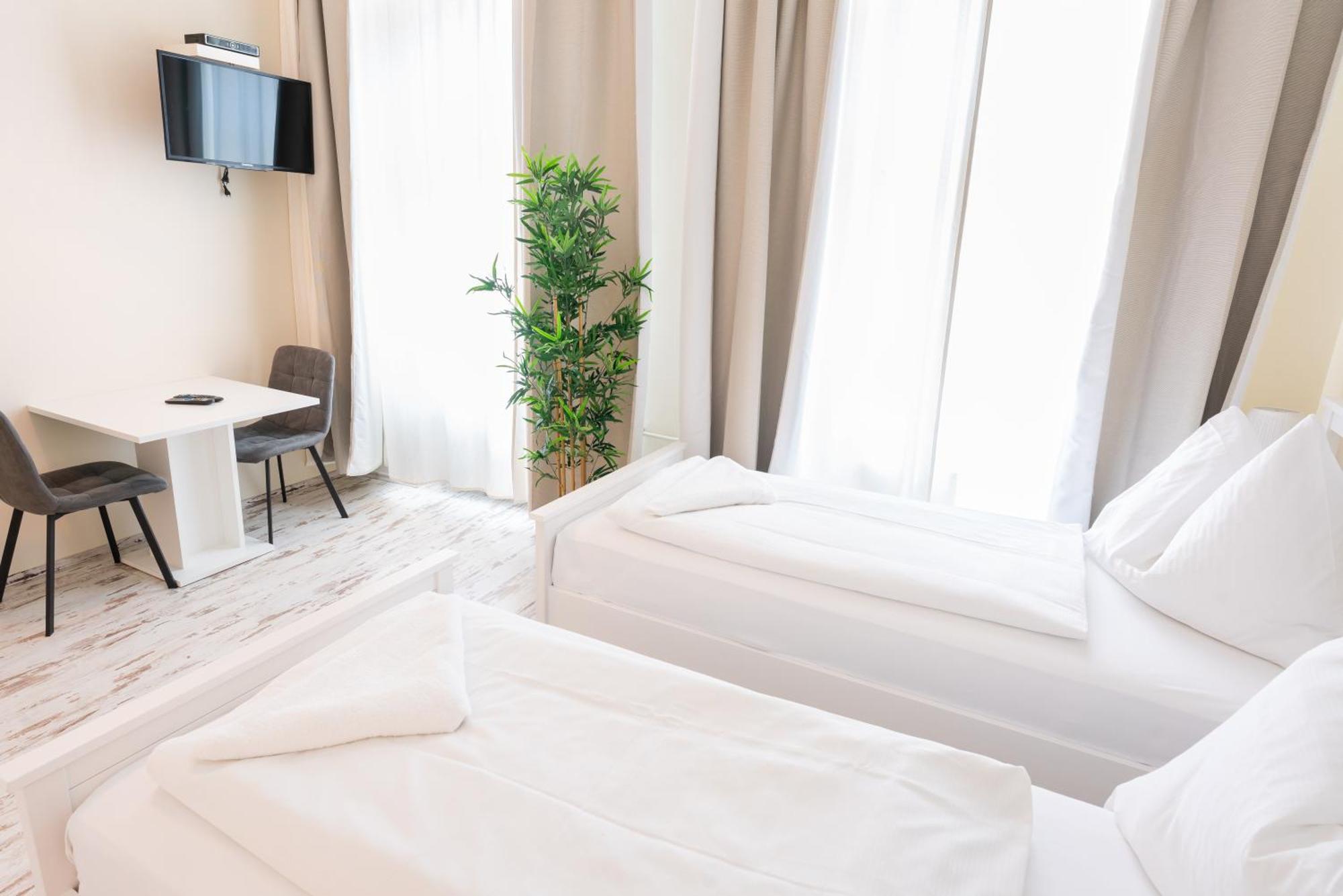 Hotel Schoenbrunn *