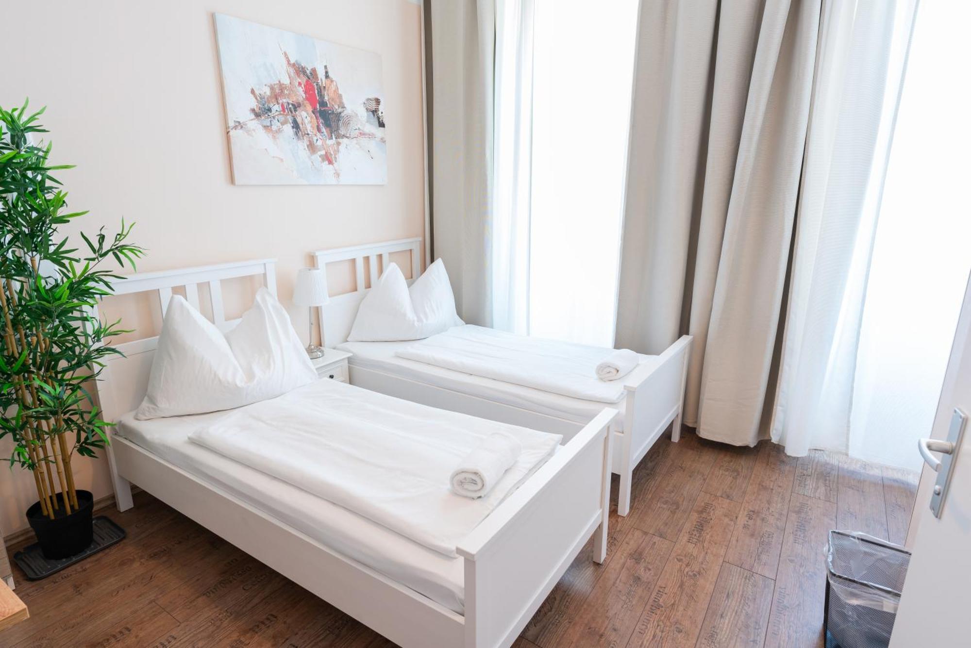 Schoenbrunn Hotel Vienna