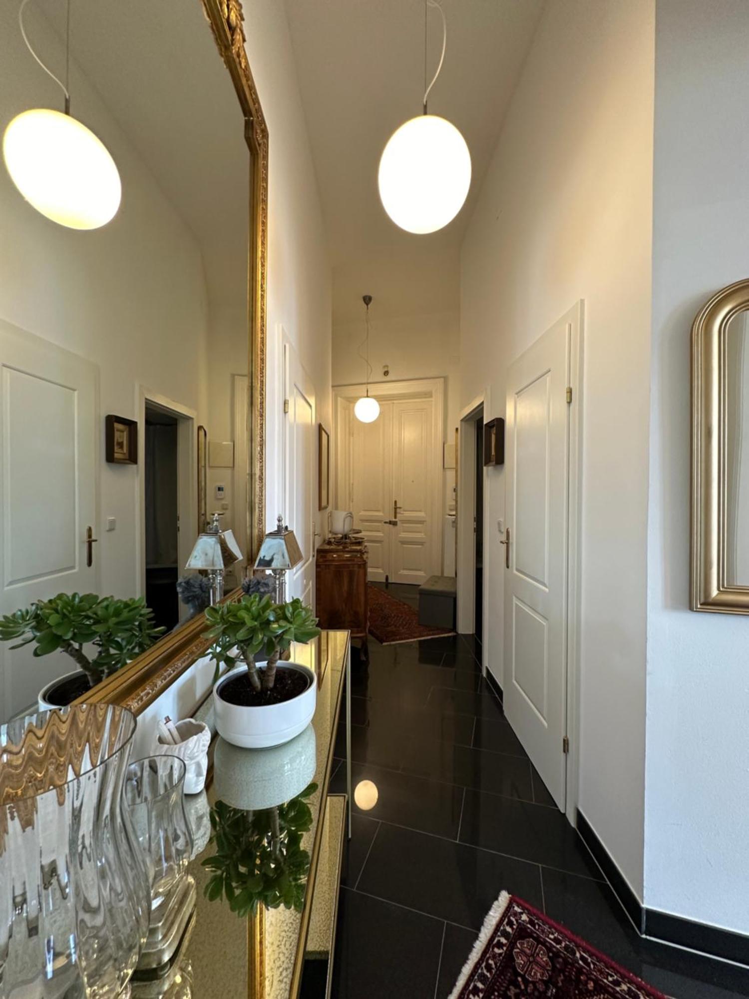 Royal Schoenbrunn Apartment Vienna