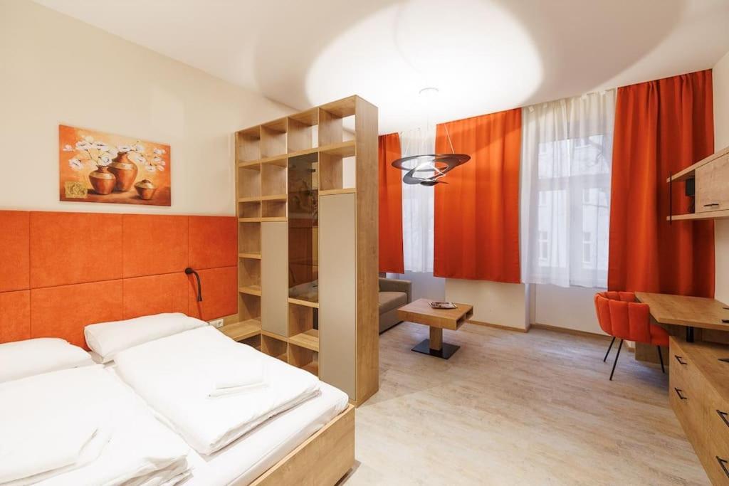 New #viennalove In Margareten Apartment *