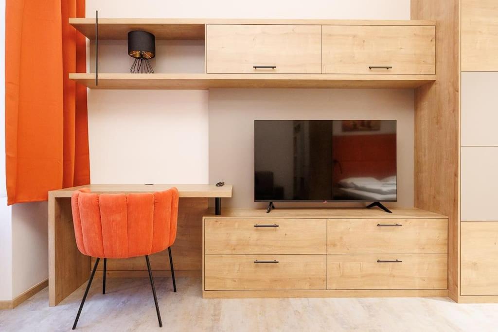 New #viennalove In Margareten Apartment