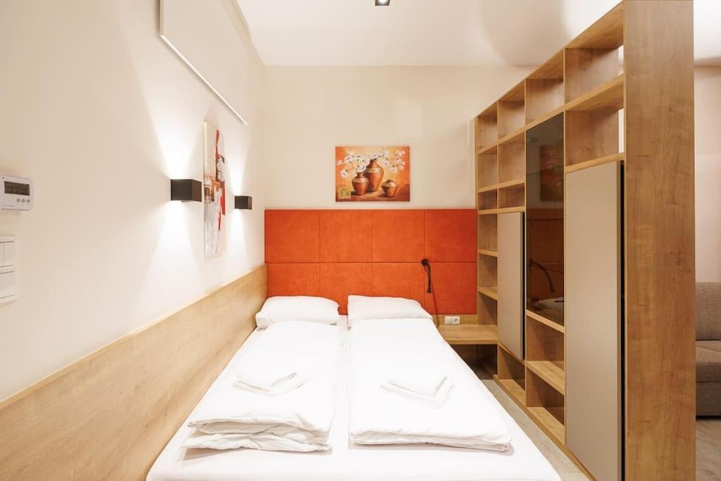 New #viennalove In Margareten Apartment Vienna