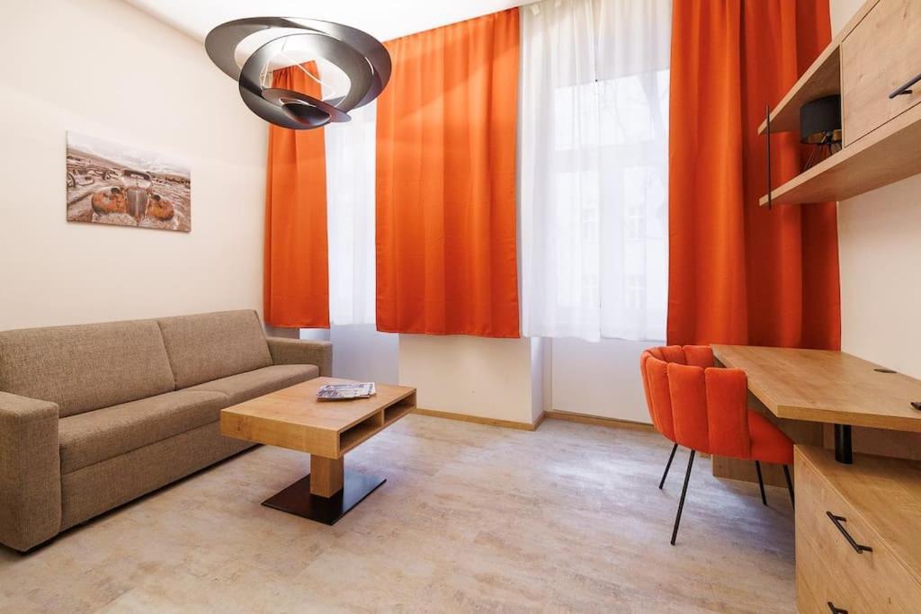 New #viennalove In Margareten Apartment *