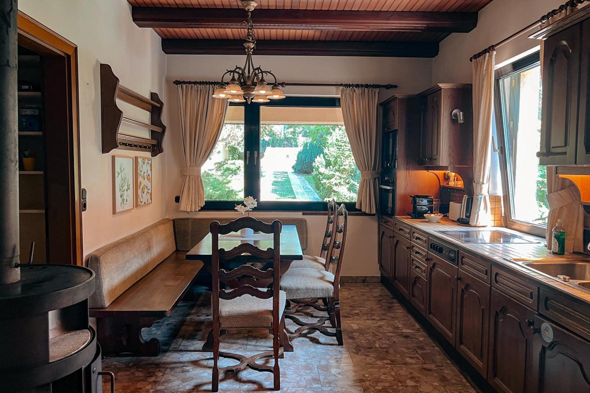 Big Quiet With Garden And Pool