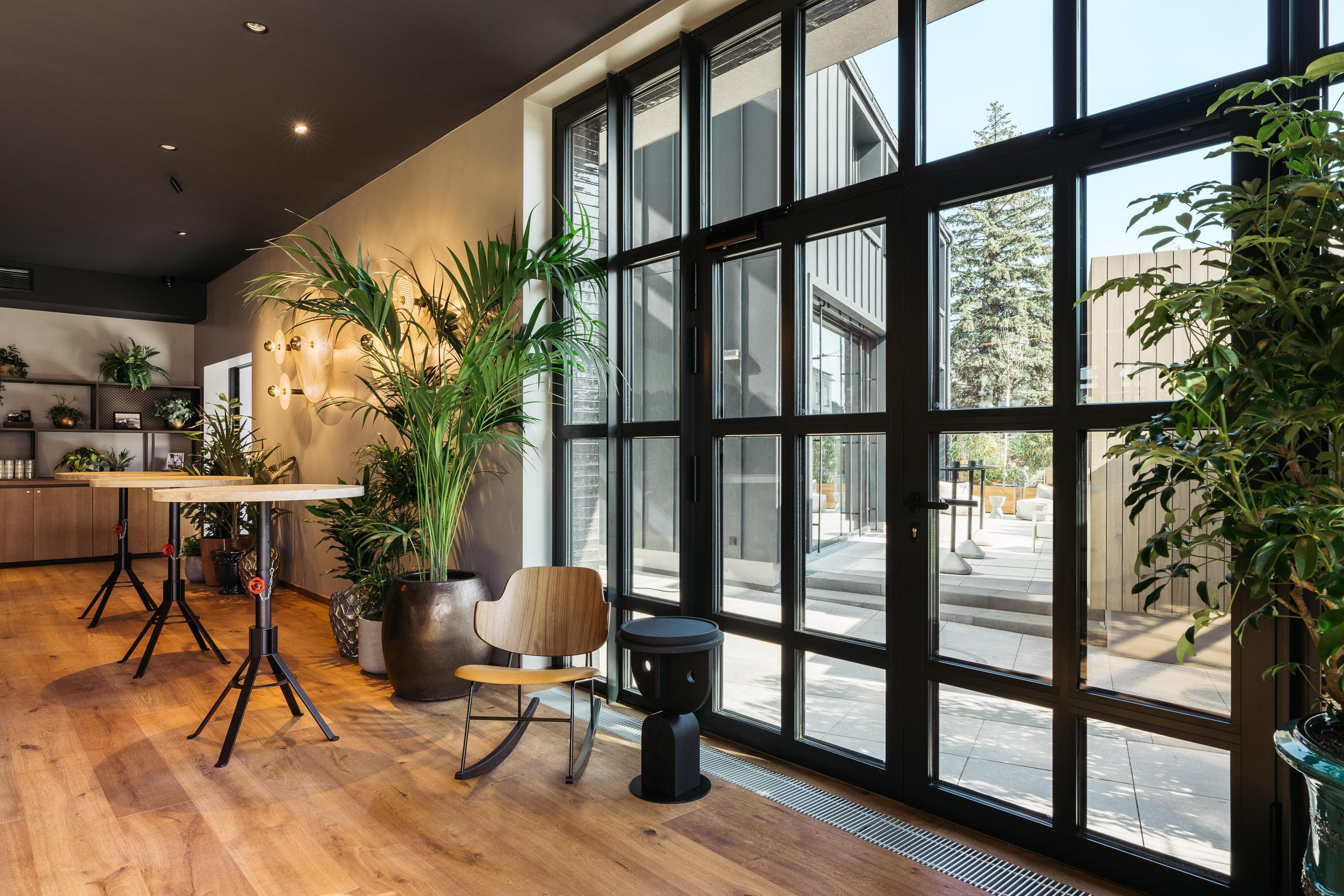Schani Uno Hotel 4*