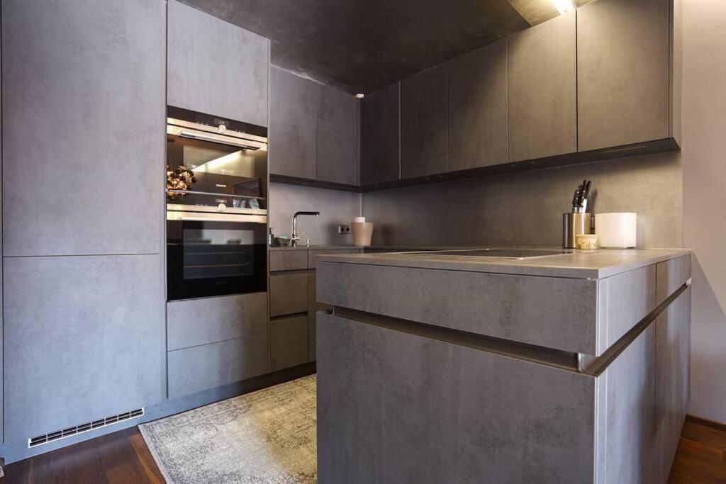 Stunning High-end 2 Bedroom Near Center Vienna