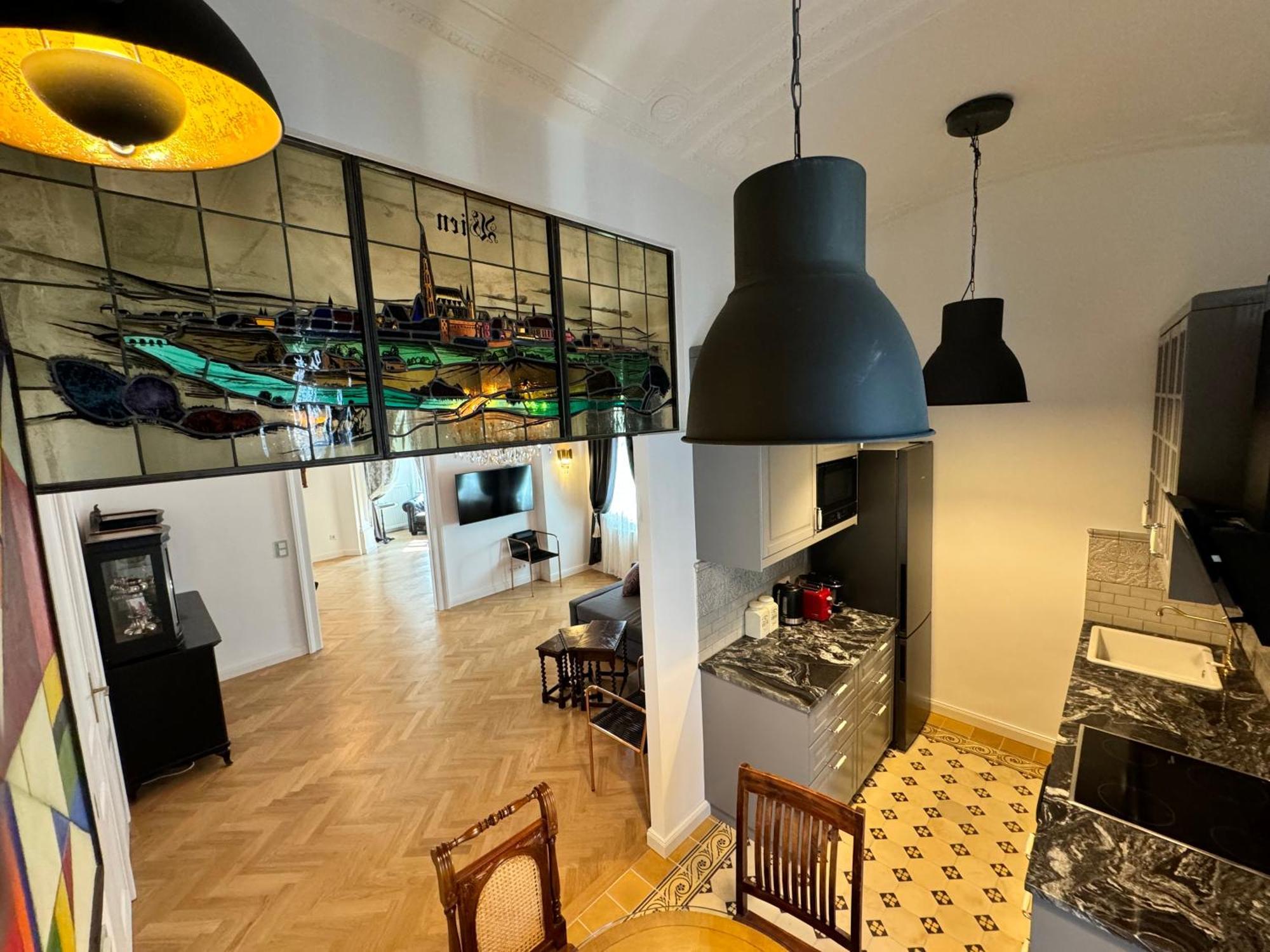 7th Heaven Center Apartment *