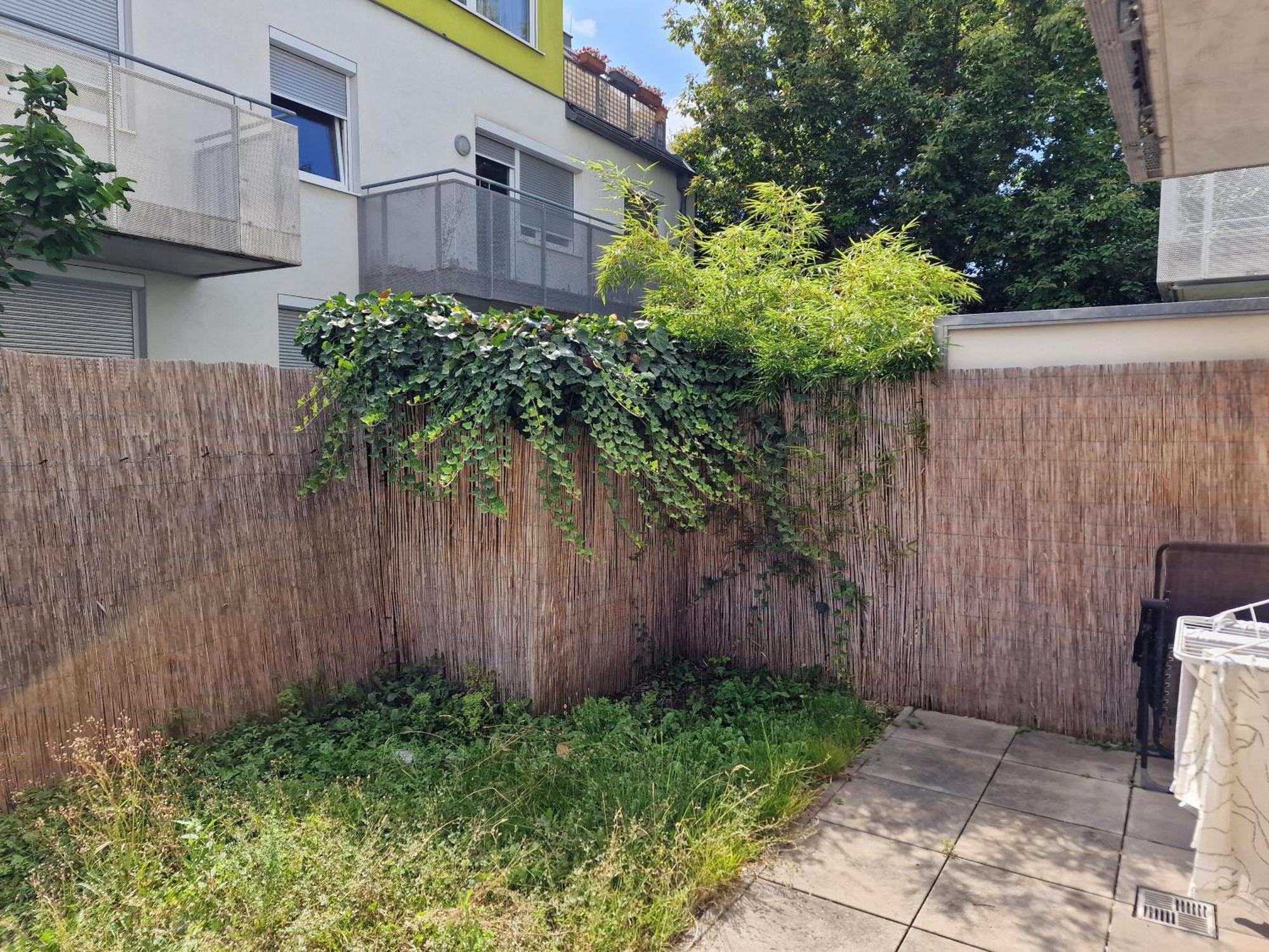 Danube Garden 22 Apartment *
