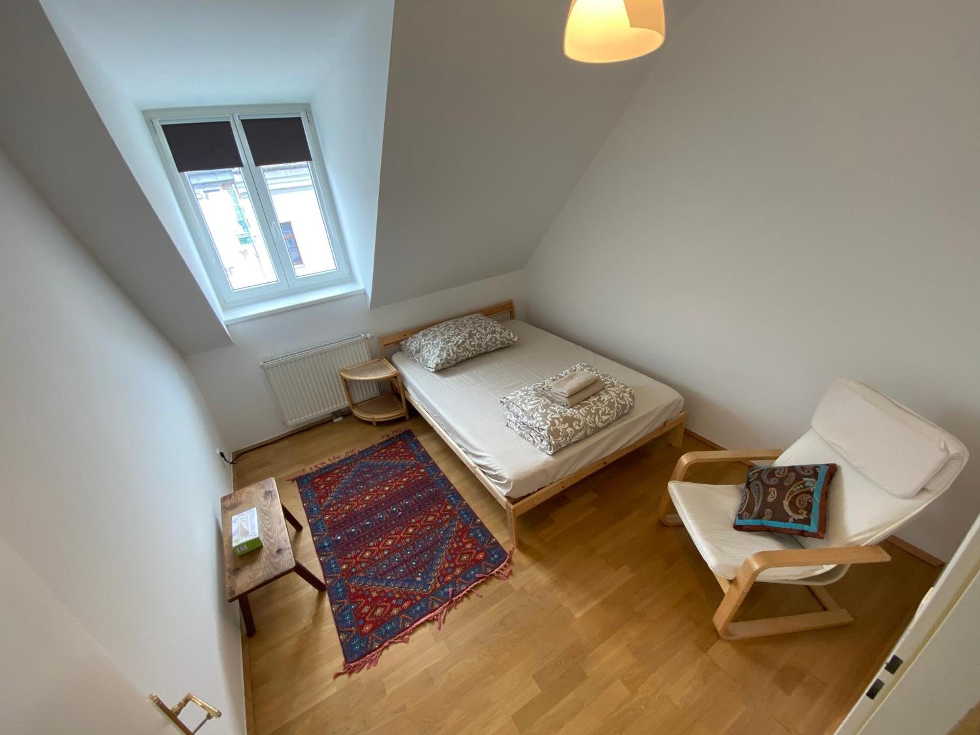 Apartment Luxury Penthouse Near Metro, Train Station And 15 Mins Center Vienna