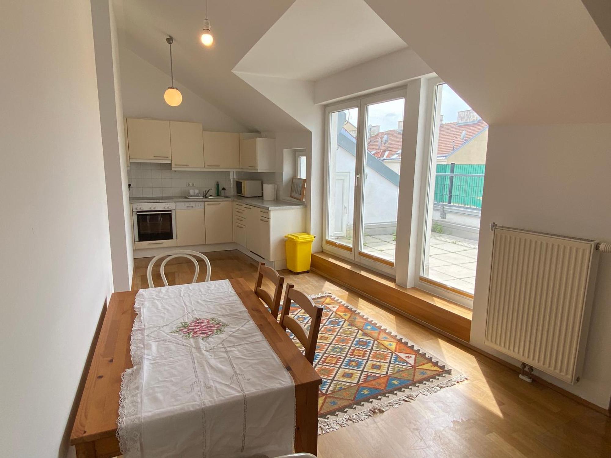 Apartment Luxury Penthouse Near Metro, Train Station And 15 Mins Center *