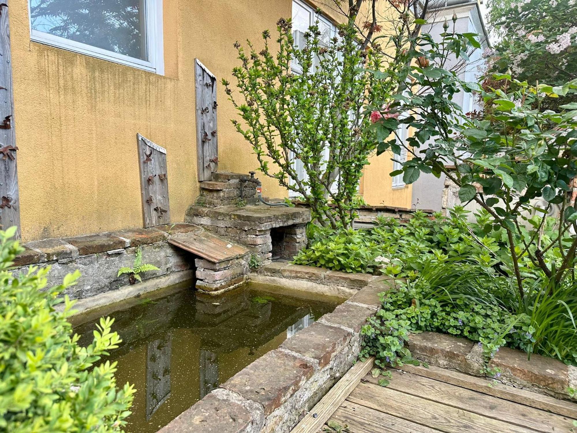 Hidden Garden - Spacious Modern - 1 Min To City Shuttle