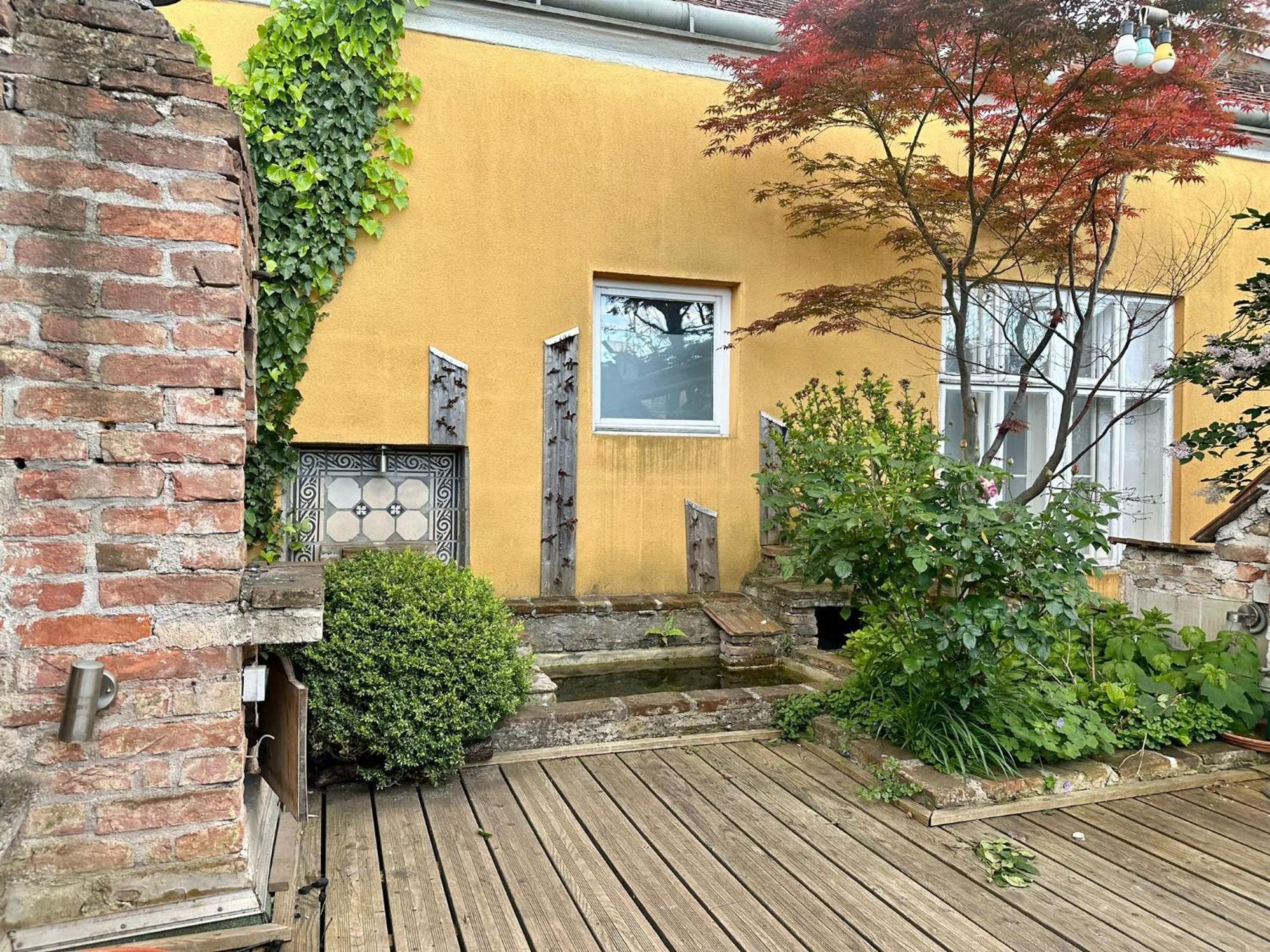 Apartment Hidden Garden - Spacious Modern - 1 Min To City Shuttle
