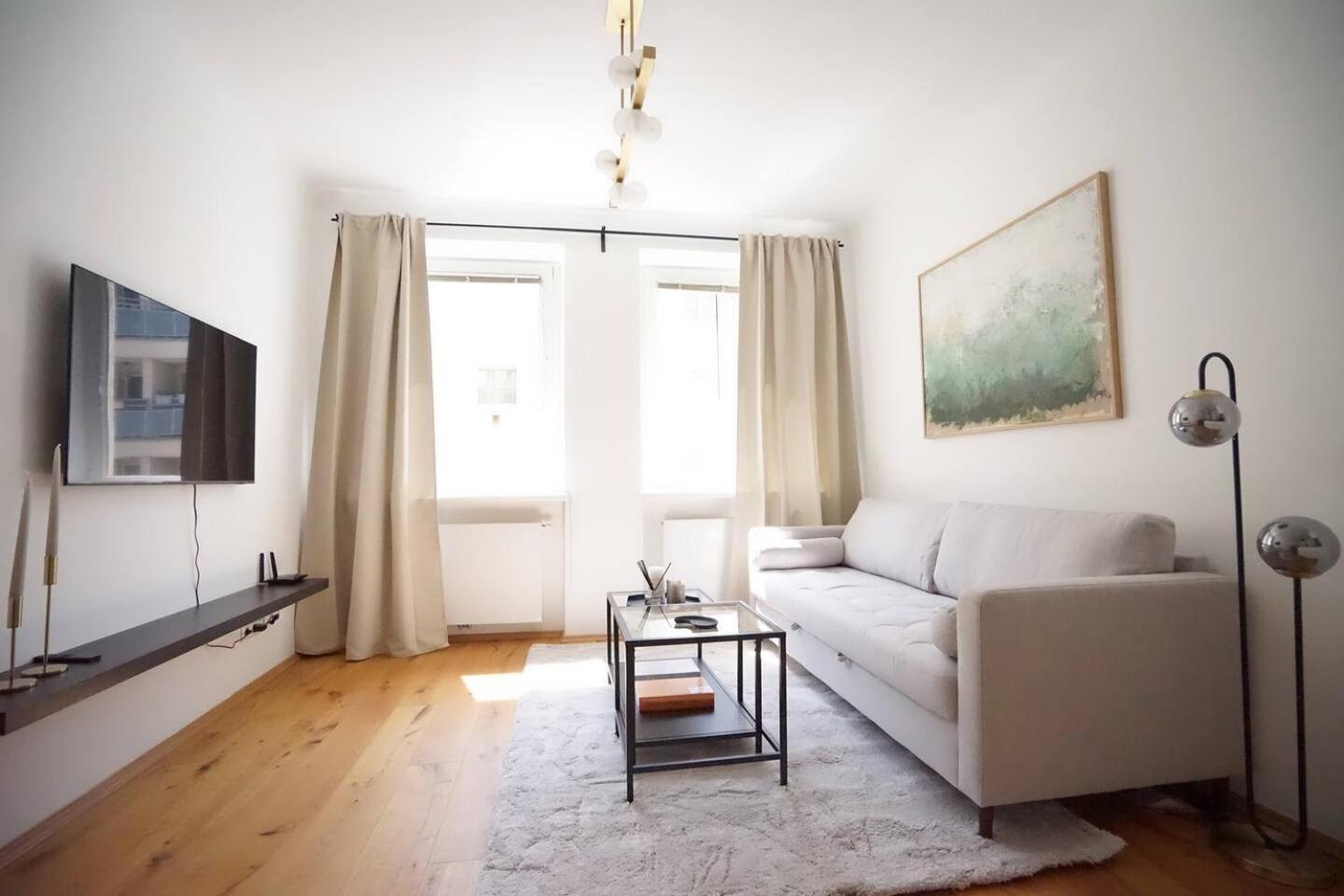Wonderful 2 Bedroom *
