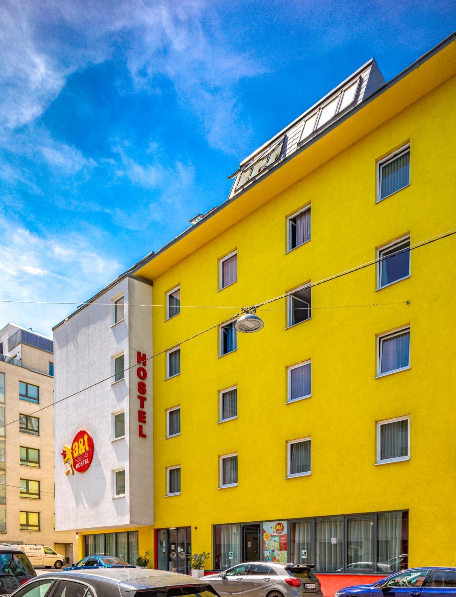 Albergue A&t &