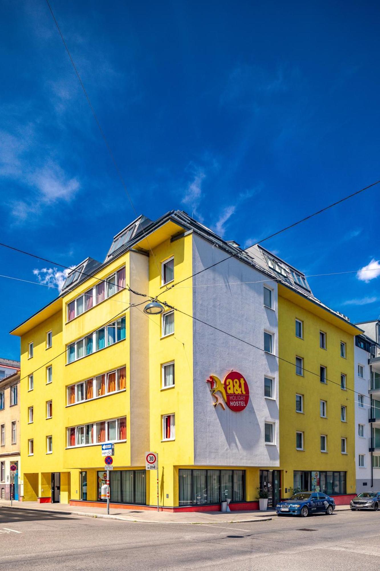 Albergue A&t & Viena