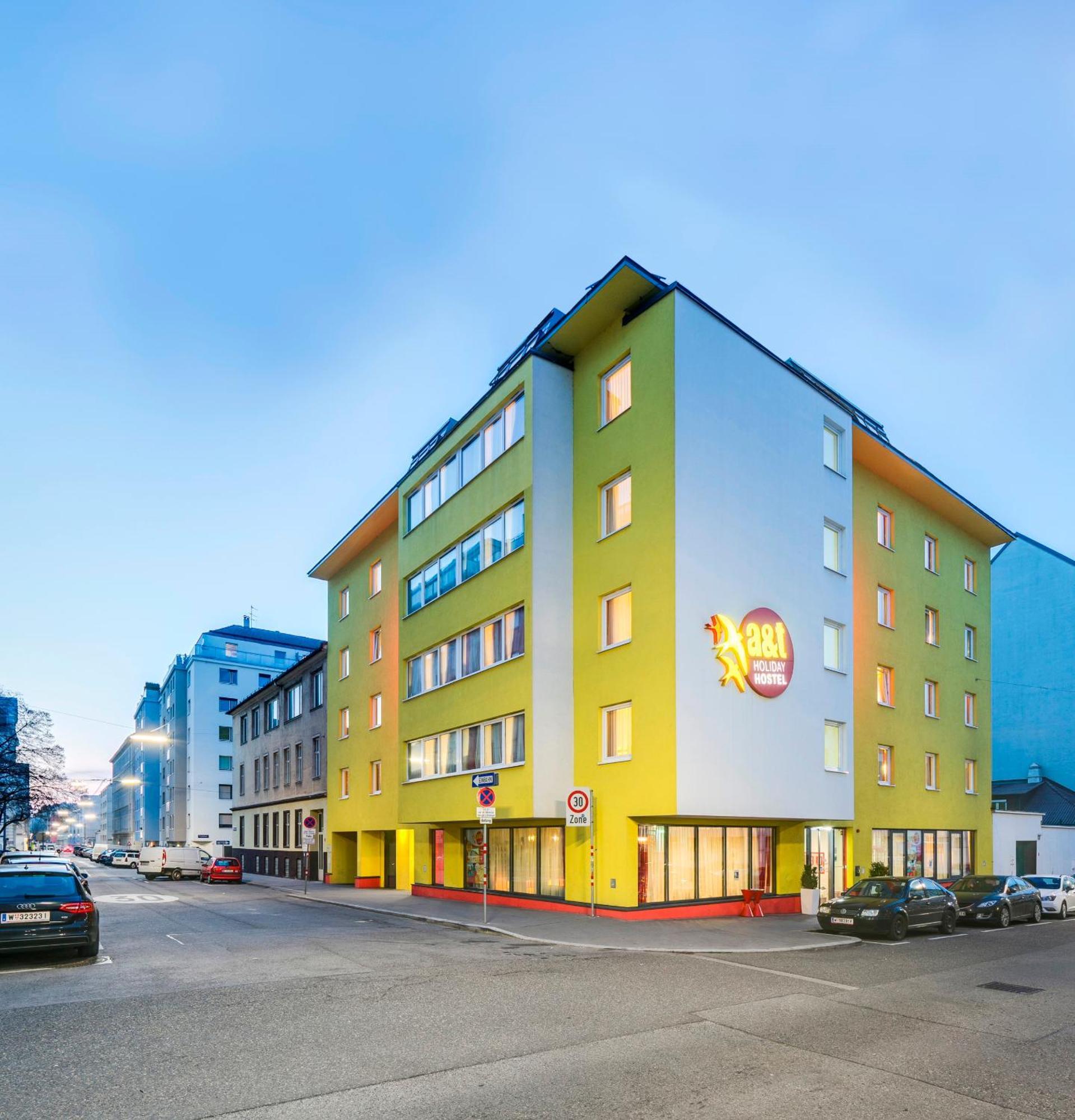 A&t & Viena
