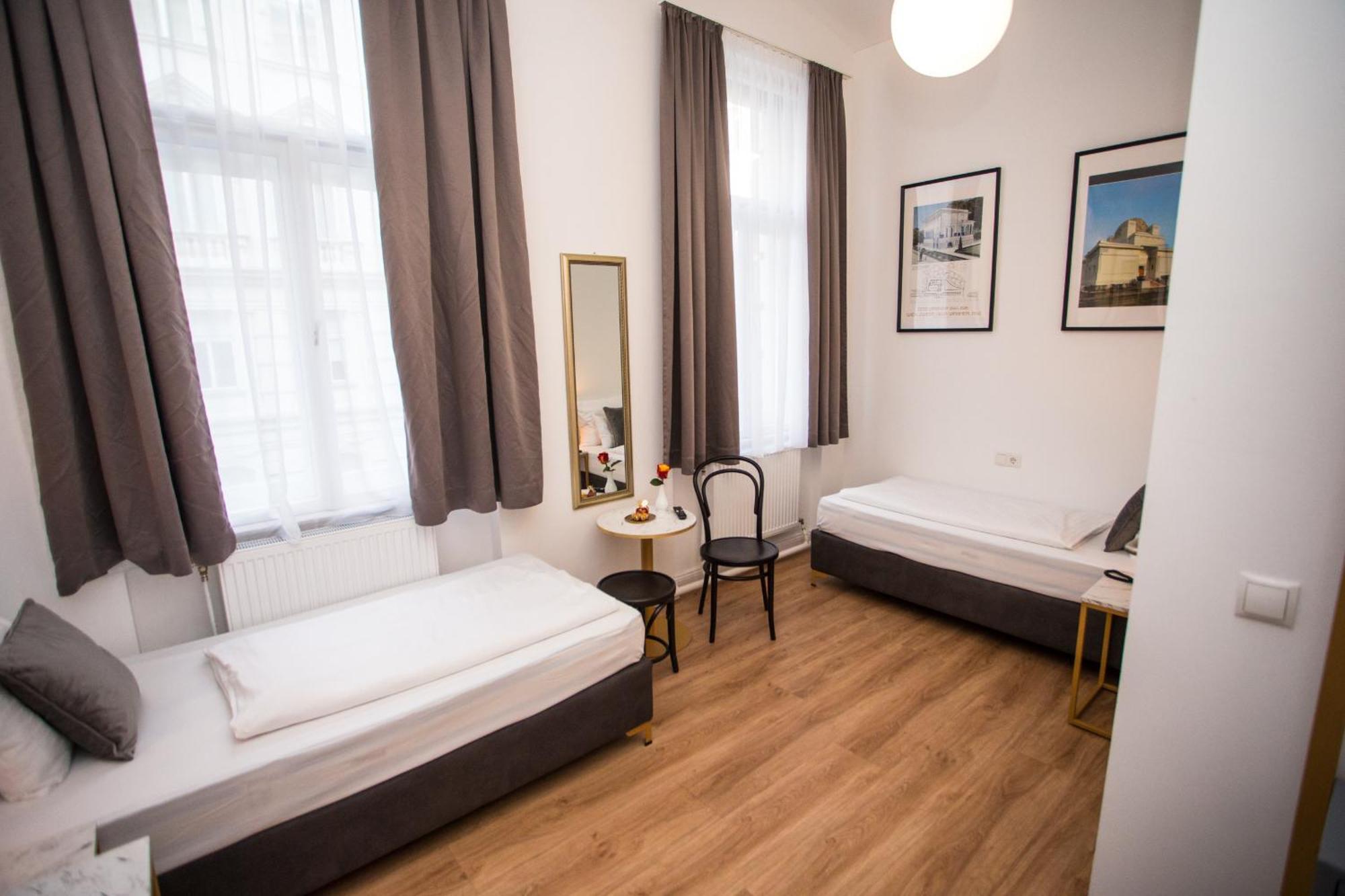 Hotel I Self Check In Viena