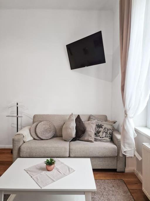 Apartment Am Tabor Vienna