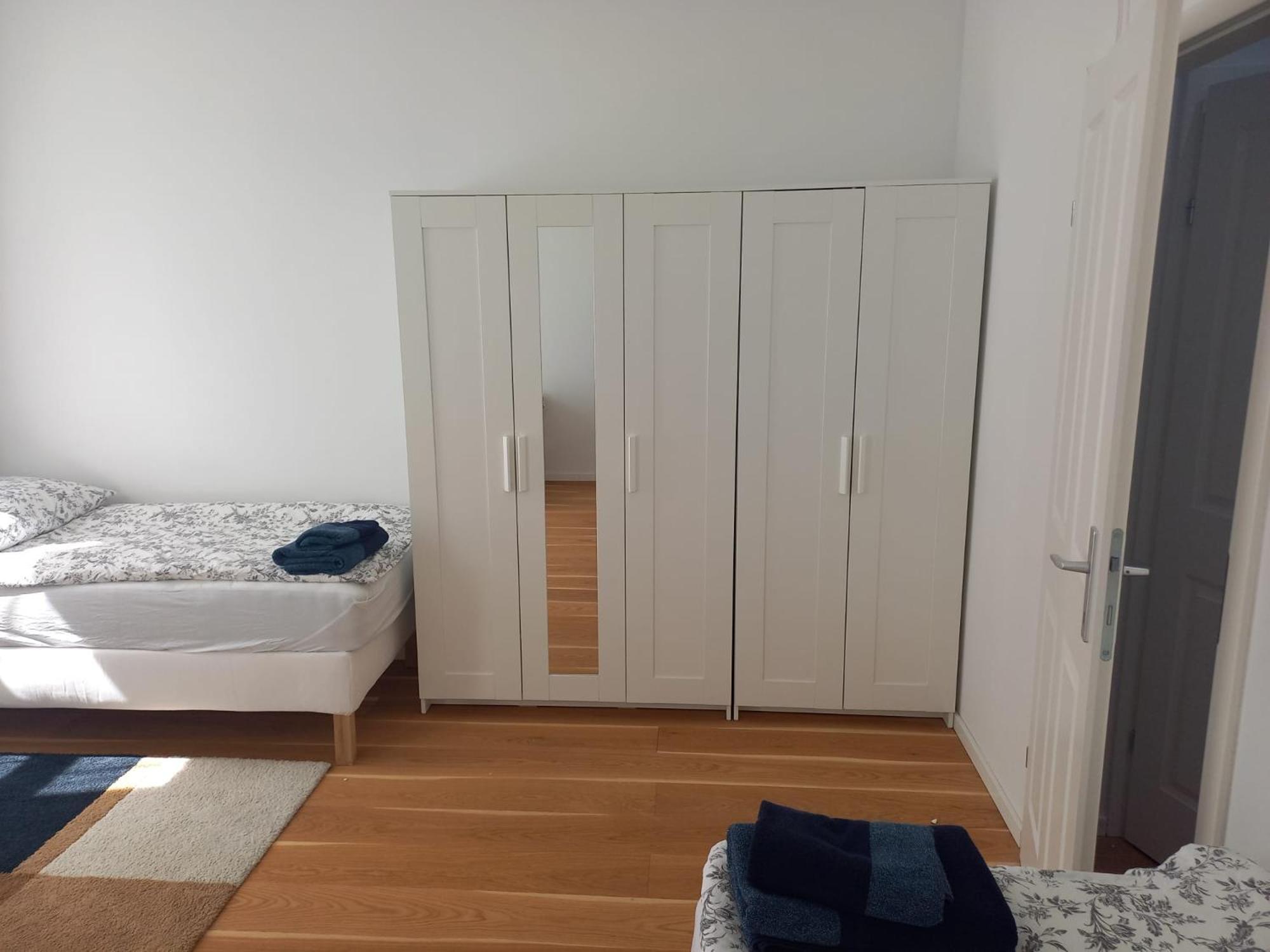 Apartment 5 Beds 2 Bedrooms In Vienna's Heart Vienna