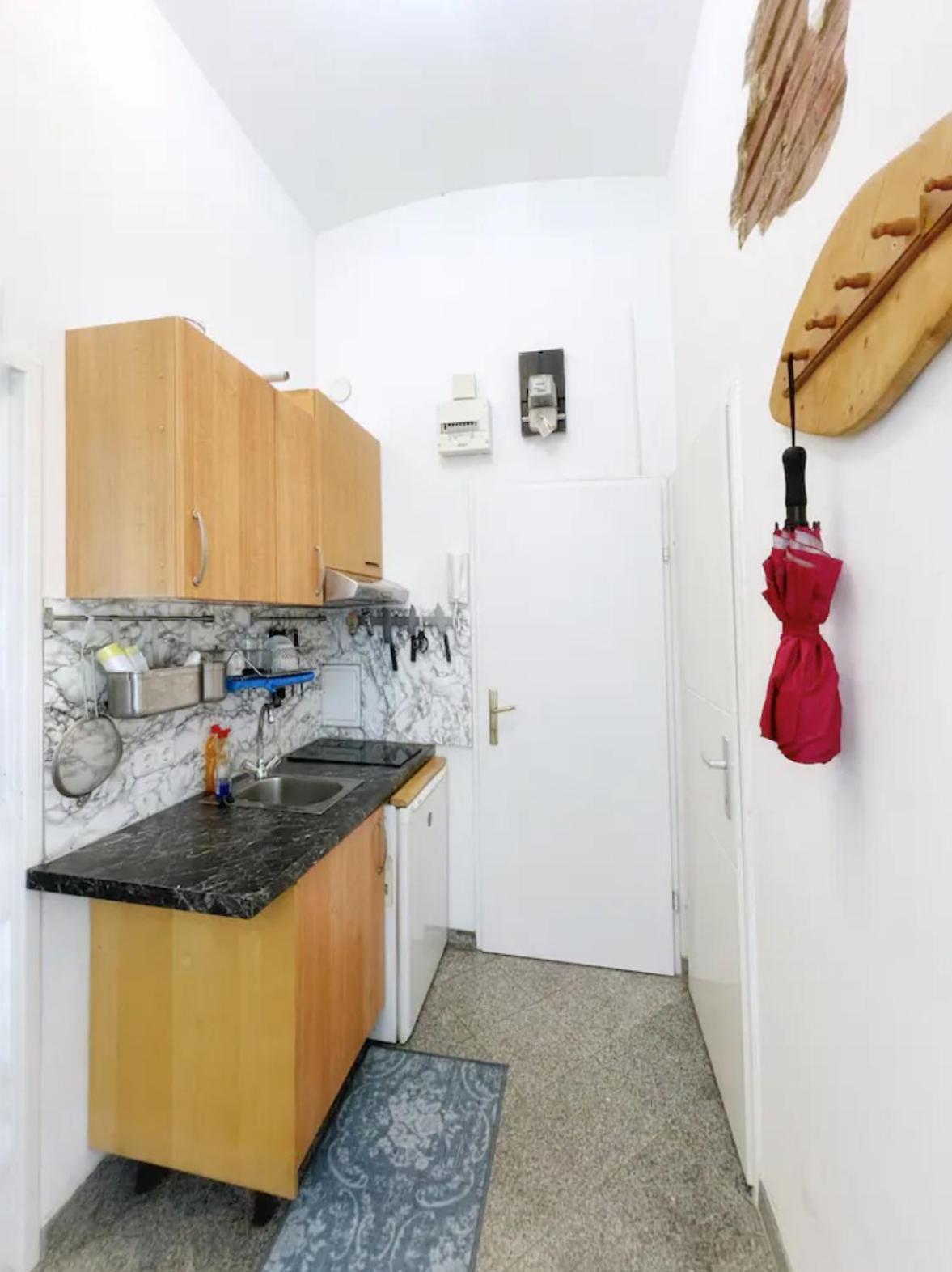 Perfectly Located Cozy Apartment