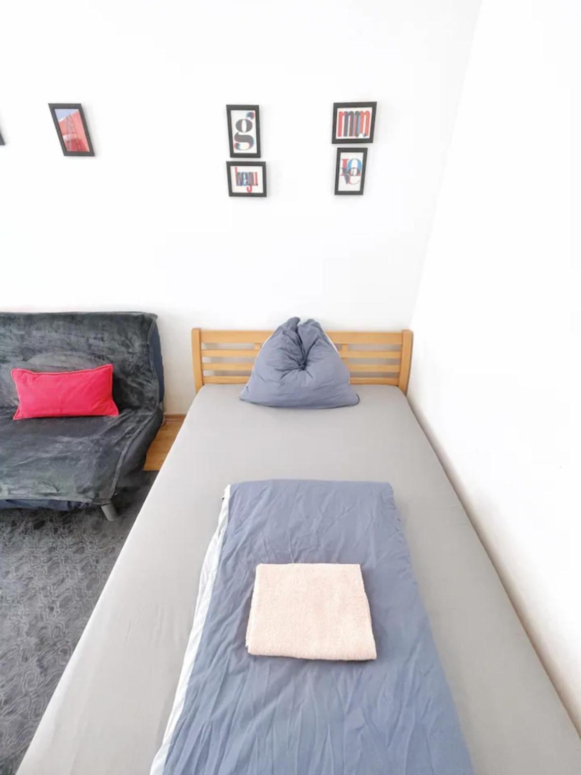 Perfectly Located Cozy