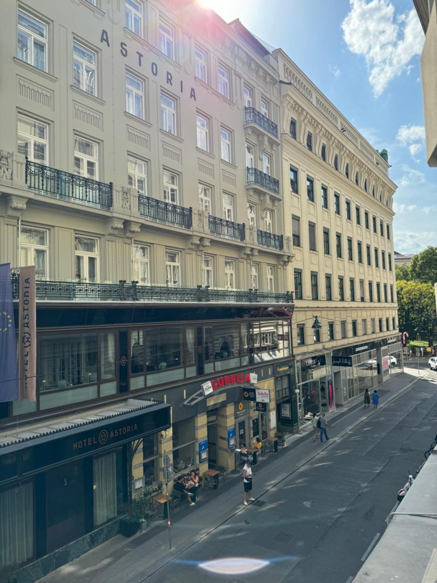 Apartment Opera 145 M2 Vienna