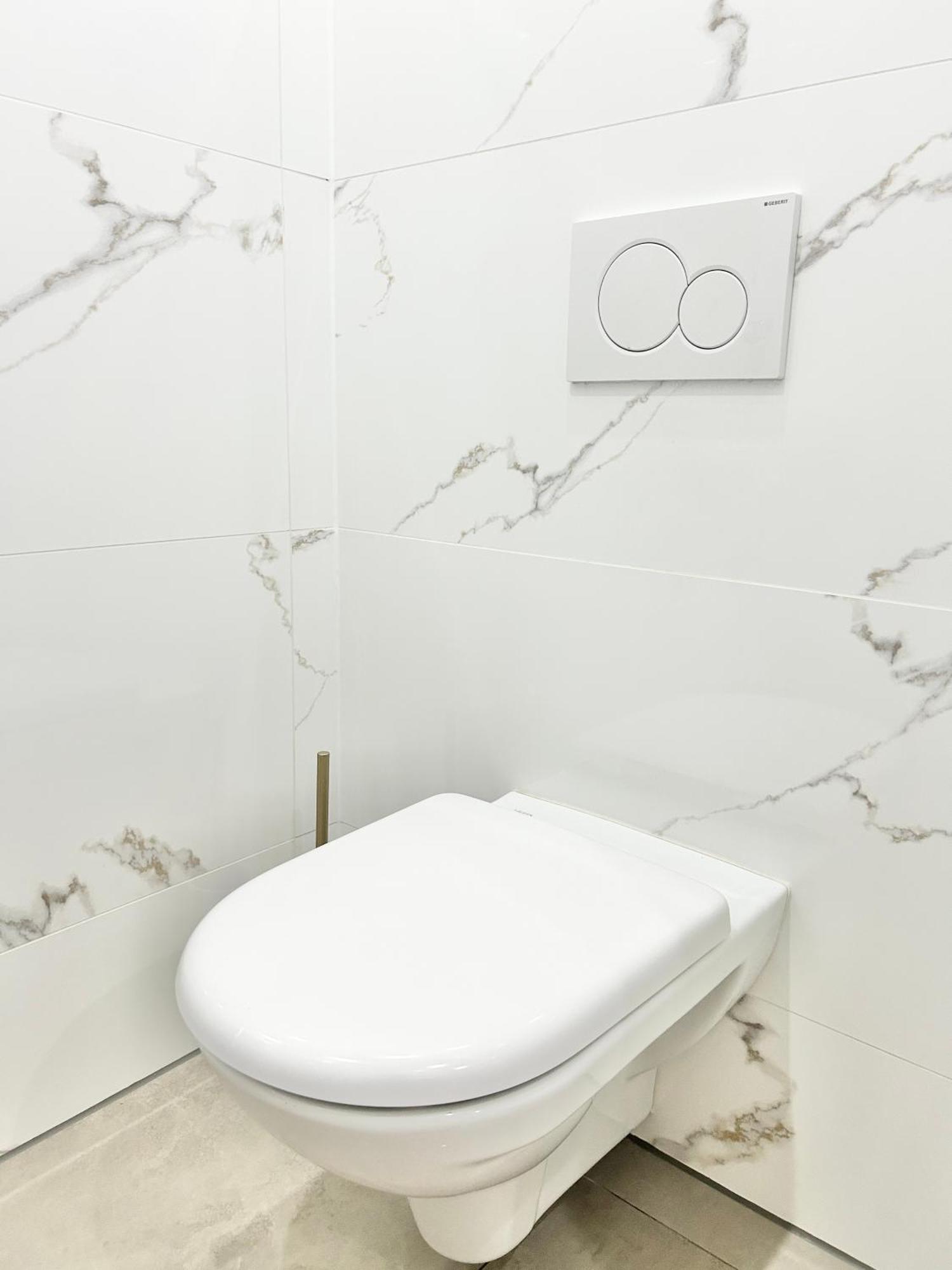 Brand New & Modern Apartamento Viena