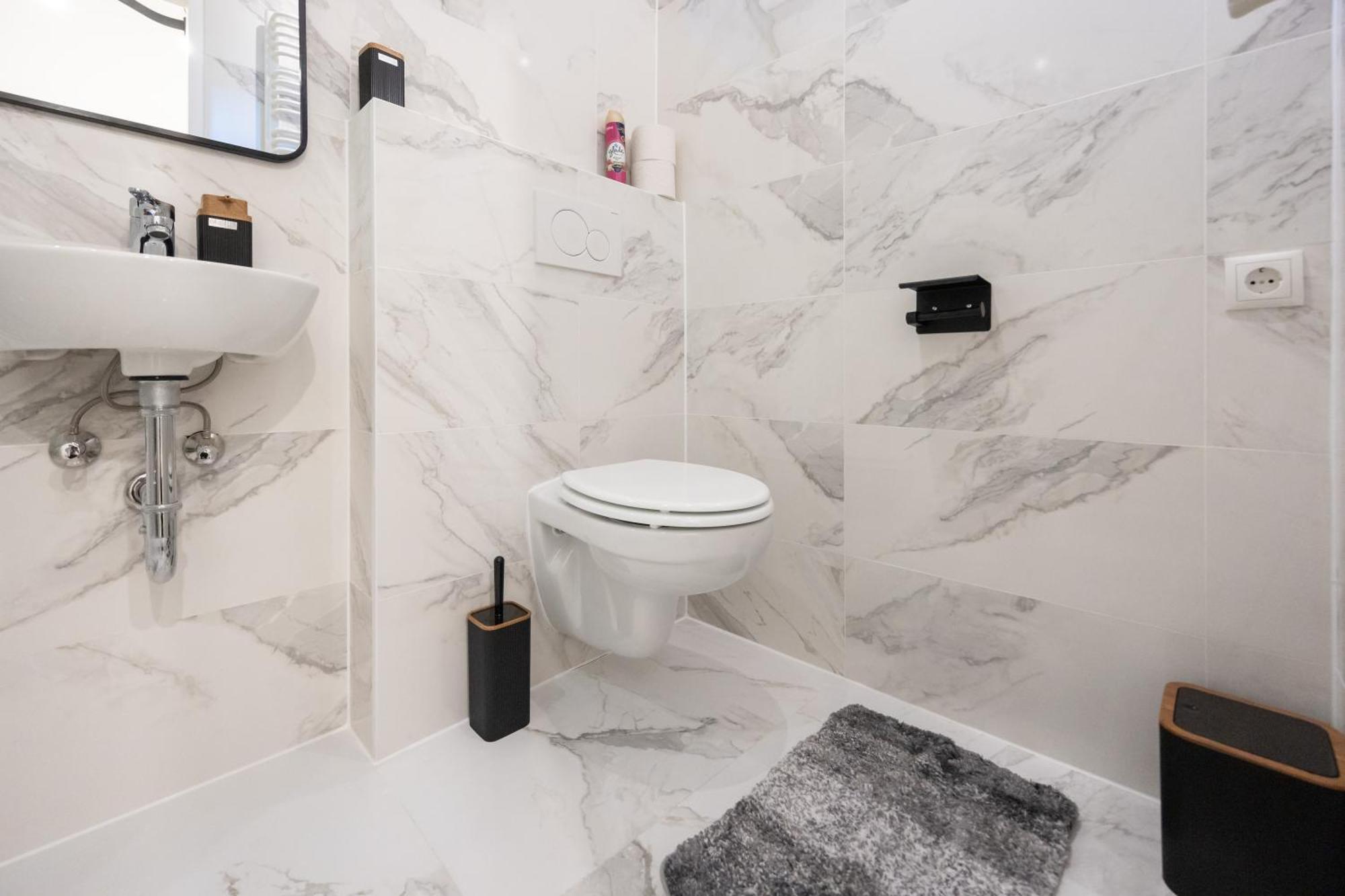 Radiant Premium - Fünfhaus Apartment