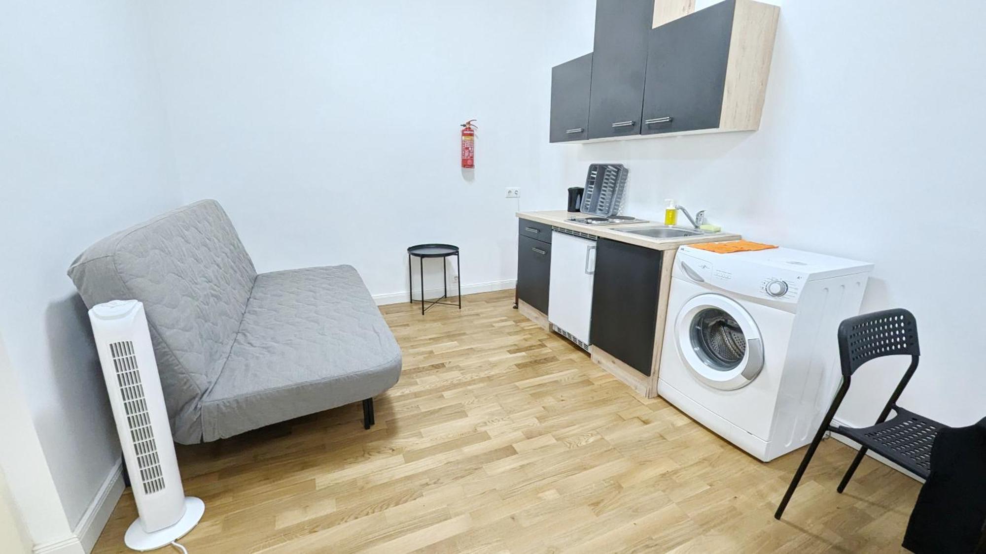 Spacious In A Lively Area