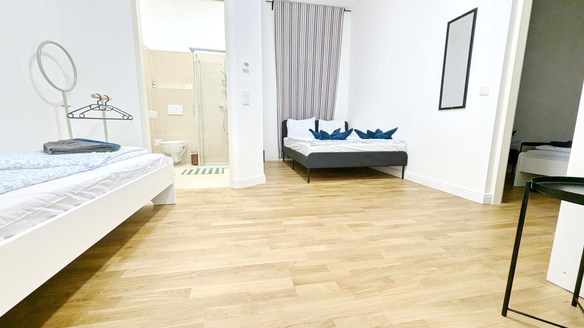 Spacious In A Lively Area * Vienna