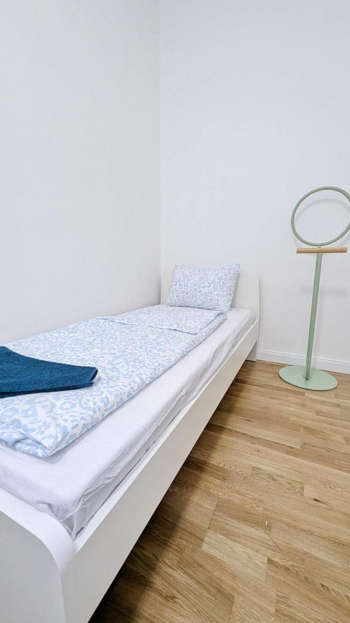 Spacious In A Lively Area Apartment